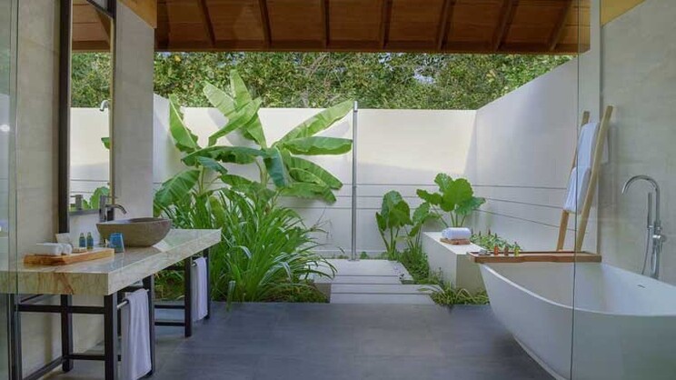 Emerald Faarufushi Resort & Spa